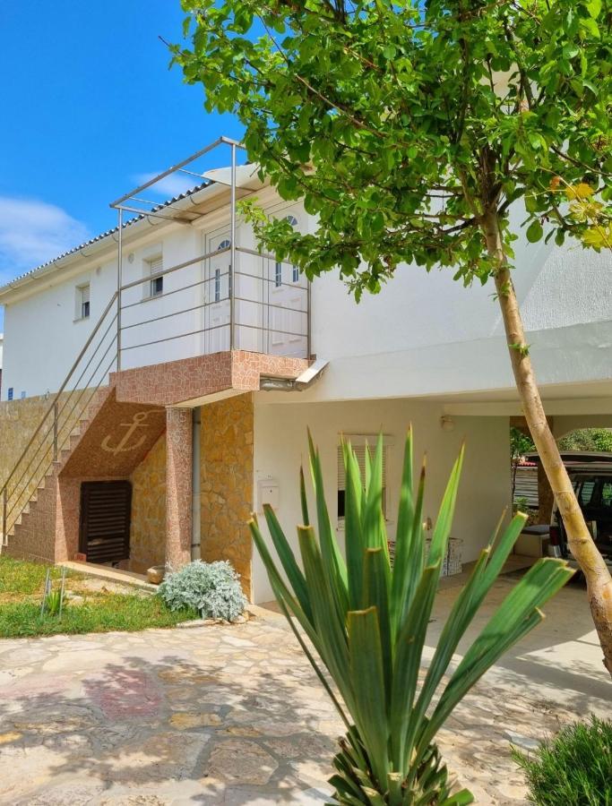 Apartments Seso Pag Town Exterior photo