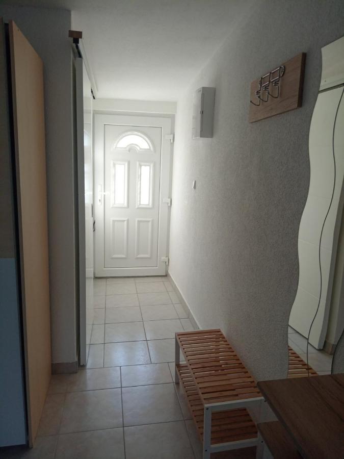 Apartments Seso Pag Town Exterior photo